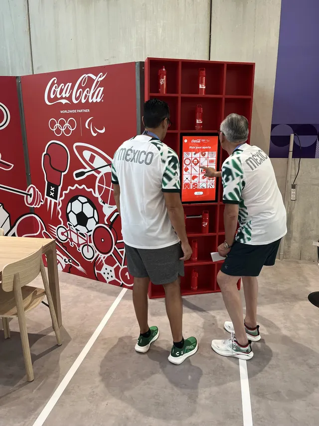 Coca-Cola — Social Zone, Village Olympique, Paris : photo 6
